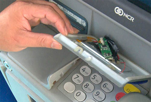 Lắp camera tại máy ATM để trộm cắp tại Hà Nội
